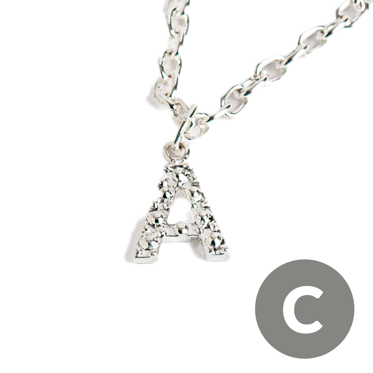Collar Berlín Letra C